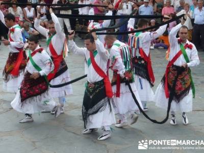 Majaelrayo - Pueblos arquitectura negra - Fiesta de los danzantes, Santo Niño; lugares de montaña